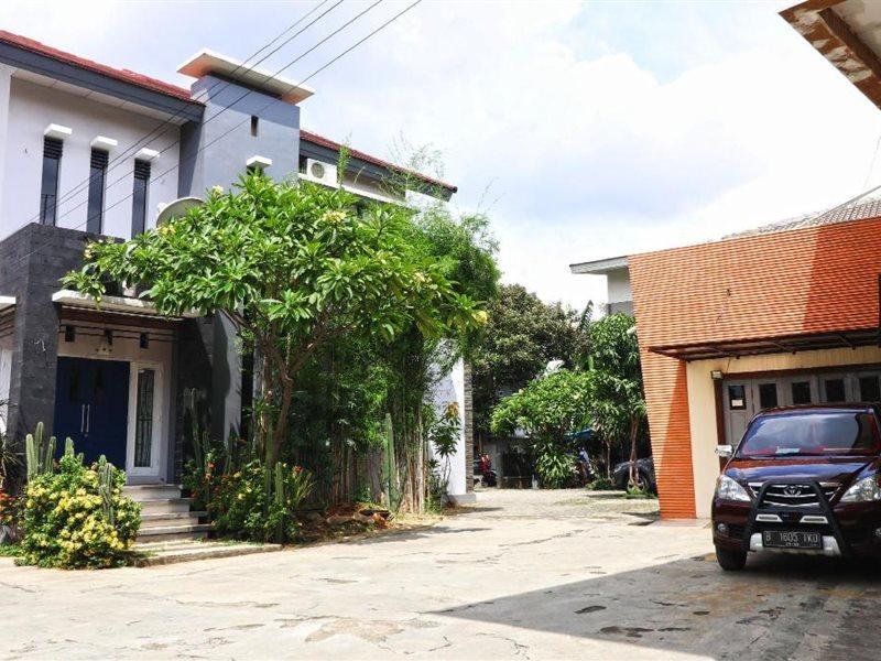 Bedur Homestay Syariah Bekasi Eksteriør bilde