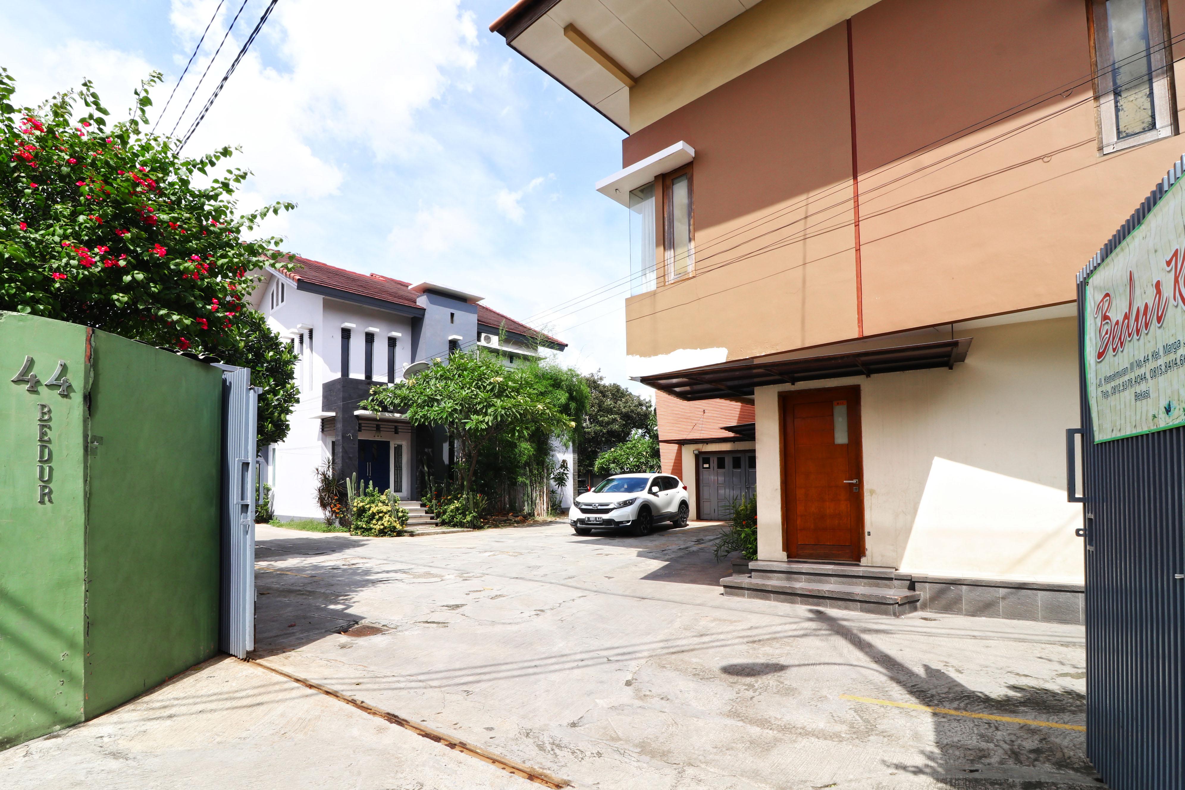 Bedur Homestay Syariah Bekasi Eksteriør bilde