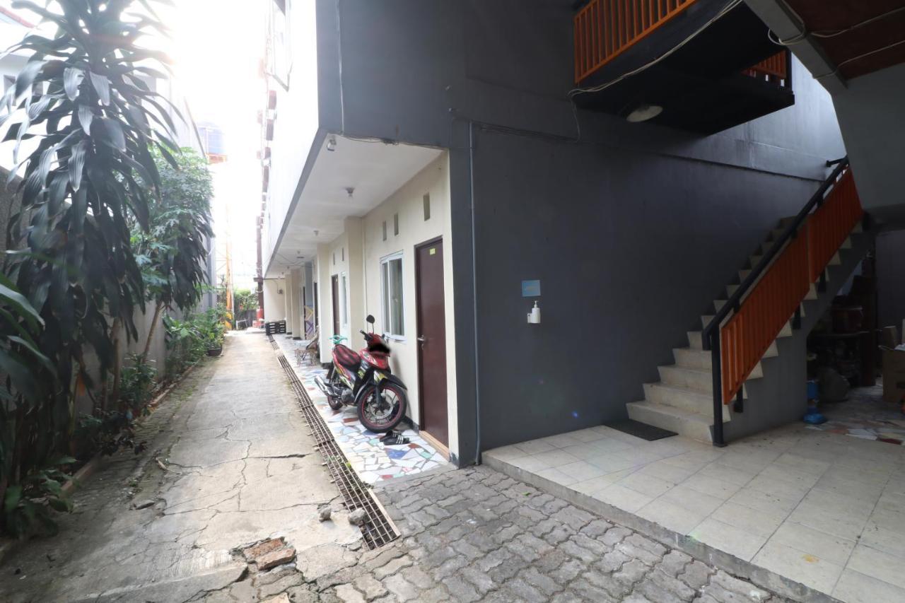 Bedur Homestay Syariah Bekasi Eksteriør bilde