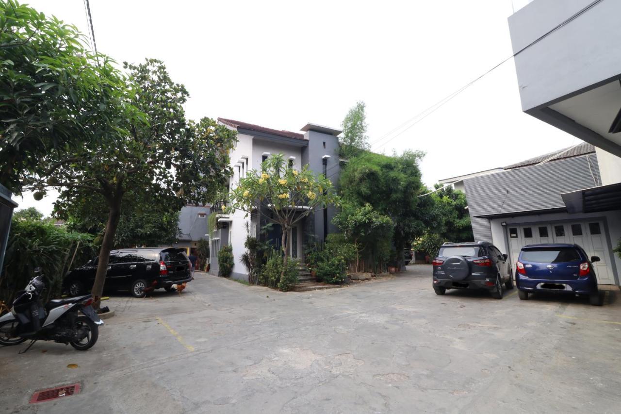 Bedur Homestay Syariah Bekasi Eksteriør bilde